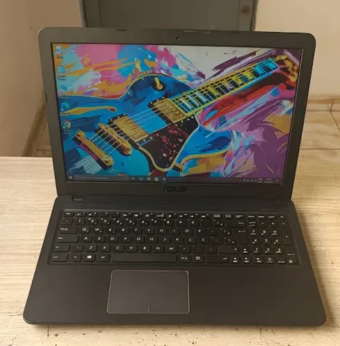 Notebook ASUS VivoBook X543