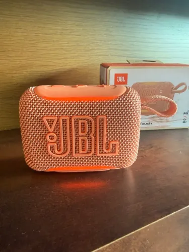 JBL Go 5 NOVA com Led (aberta apenas para fotos)