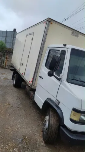 Caminhão/MB912