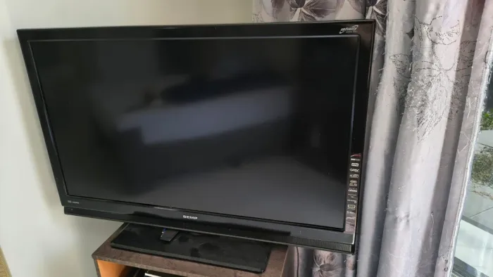 Televisão SEMP TOSHIBA