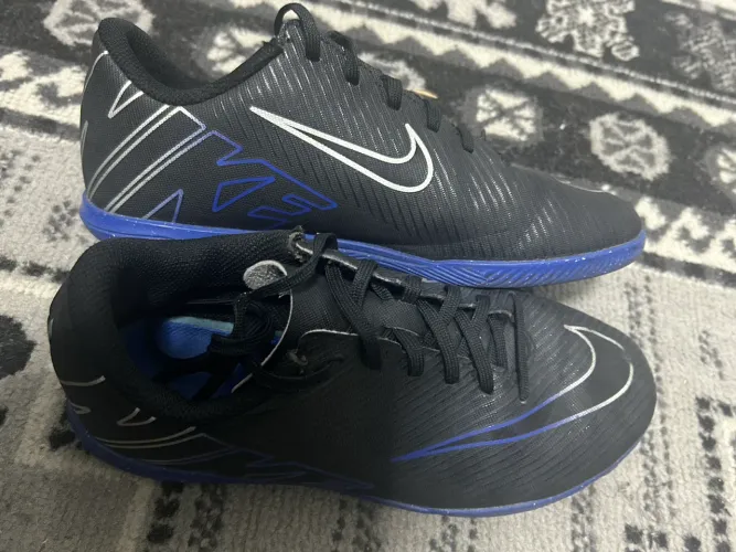 Chuteira Nike futsal