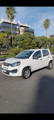 Fiat Uno Attractive 1.0 EVO Fire Flex 8V 5P 2021