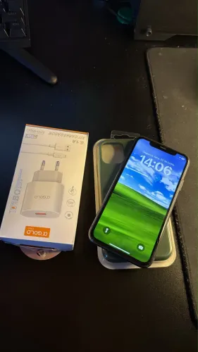 iPhone 11 64 GB Completo 