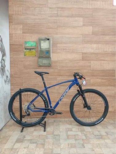 Bicicleta OGGI 7.3