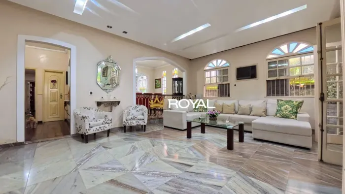 Casa com 3 quartos (sendo 1 suíte) e 4 vagas à venda, 287 m² por R$ 870.000 - Freguesia de