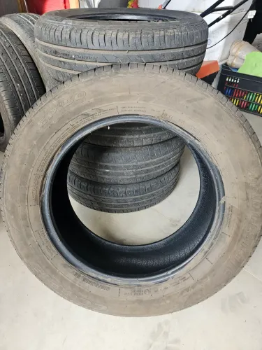 Pneu Bridgestone 215/60 R16