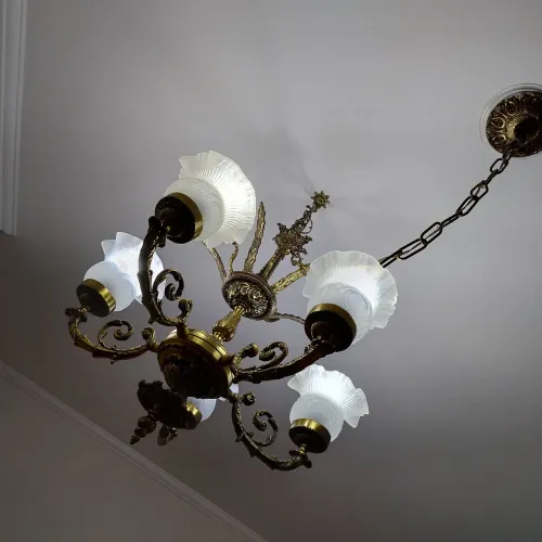 Lustre