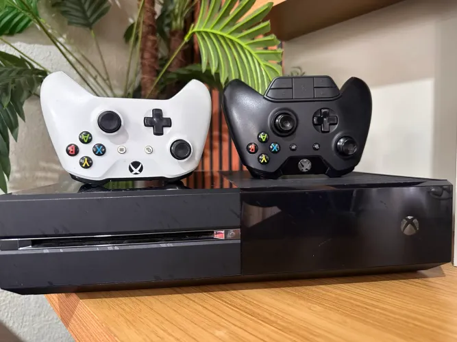 Xbox one+2 controle