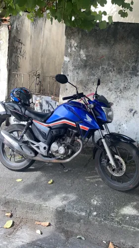 Titan único dono