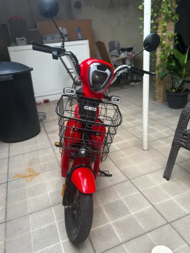 Moto elétrica por 3.500,00