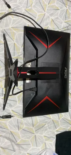 Monitor aoc 165hz viper com listras na tela
