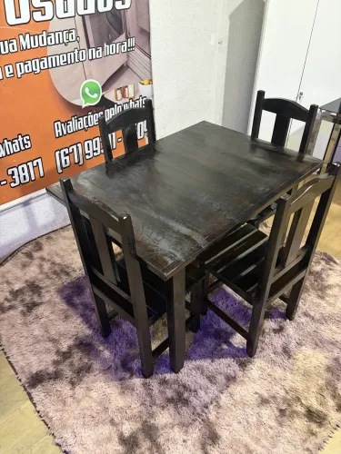 Mesa 4 cadeiras madeira perfeita ( entrego )