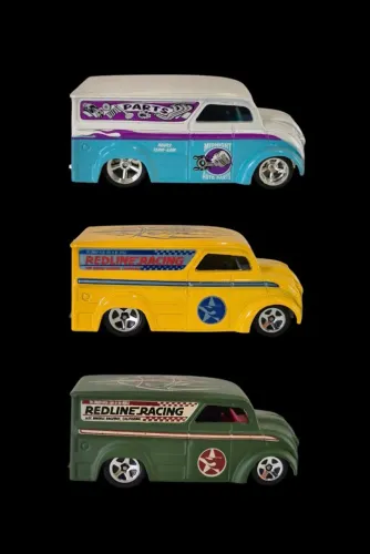 Lote 03 Hot Wheels Dairy Delivery Premium/ Mainline