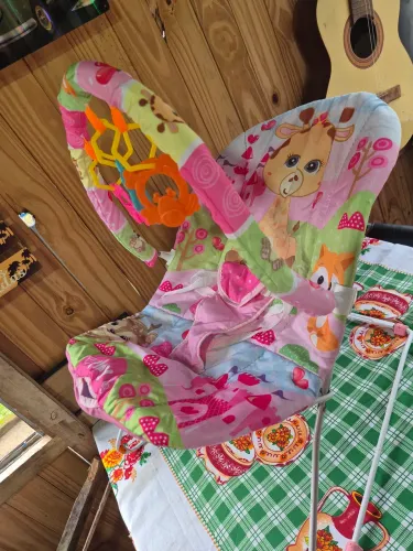Cadeira de descanso bebê com vibração