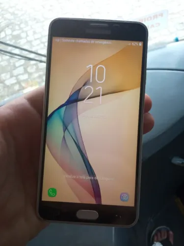 Samsung J7 Prime