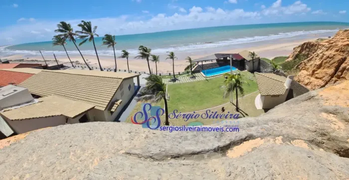 Mansão em Beberibe com linda vista mar e lazer completo!