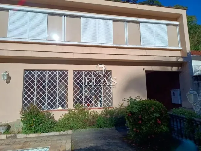 Casa- Petrópolis, São Sebastião