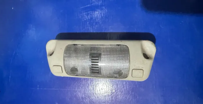 Luz teto Astra 1999-2011, Zafira 2002-2012, Vectra)