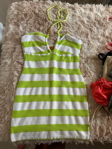 Vestidos colcci etc 