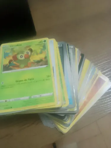 Lote de cartas comum de pokémon 