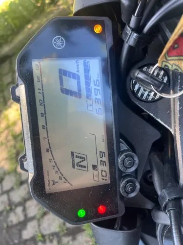 Vendo MT03 muito nova 