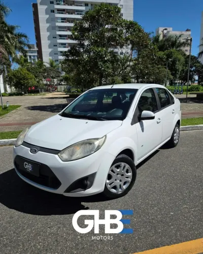 Ford Fiesta Sedan SE 1.6 8V Flex 4P 2014
