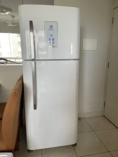 Geladeira Electrolux 433L