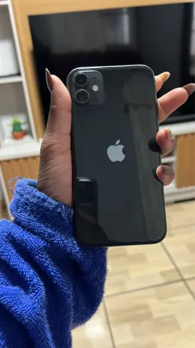 iPhone 11 64GB - R$ 950 - Funcionando