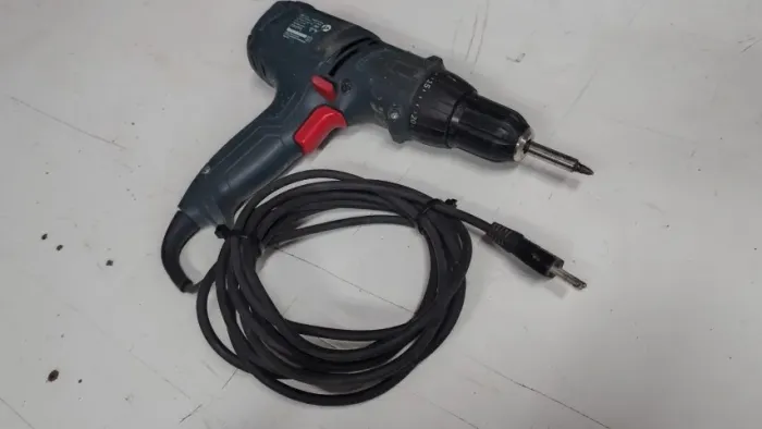Parafusadeira e furadeira Bosch GSR 7-14 E 400W, cabo 4m