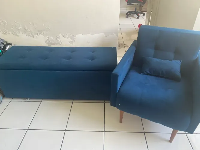 Puff baú e poltrona