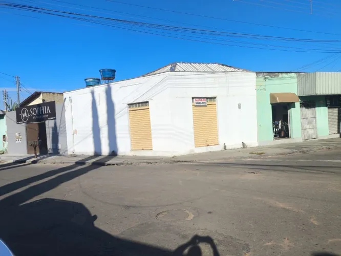 Alugo loja comercial no Coimbra 