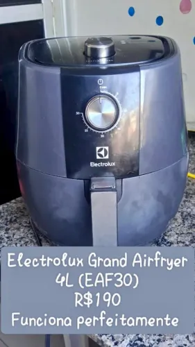 Airfryer Electrolux Grand 4L (EAF30) Grafite - R$ 100