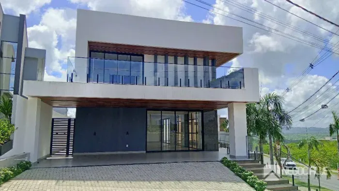 Casa com 4 dormitórios à venda, 314 m² por R$ 2.300.000 - Itararé - Campina Grande/PB