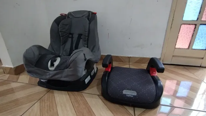 Cadeira de bebê para carro + assento