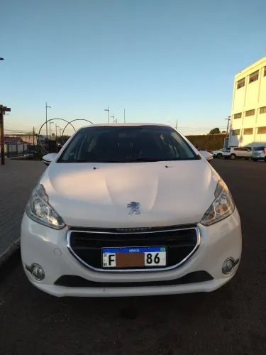 Peugeot 208 Active/active Pack 1.5 Flex 8V 5P 2014