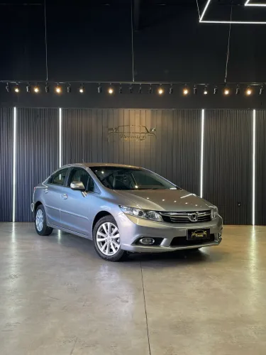 Honda Civic Sedan LXR 2.0 Flexone 16V Aut. 4P 2014