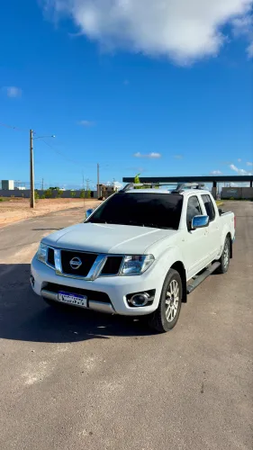 Nissan Frontier SL CD 4X4 2.5tb Diesel AUT 2014