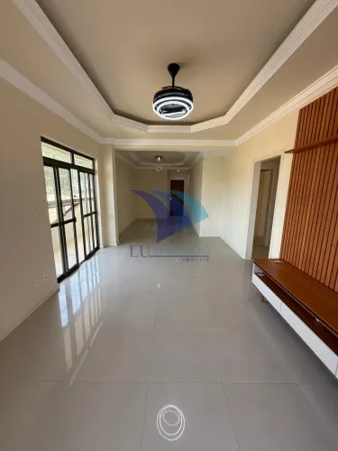 COD 1821 - Apartamento Exclusivo no Centro de Cabo Frio-RJ: 4 Quartos, 3 Suítes