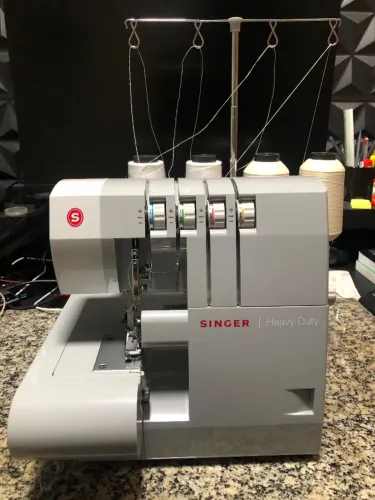 Máquina de Costura Overlock Singer Heavy Duty 14HD854 220V Completa Caixa + NF