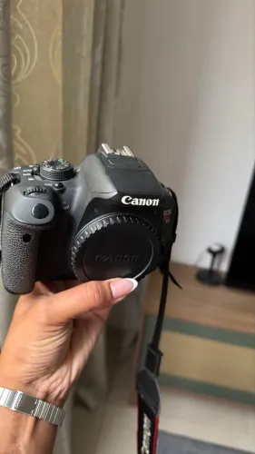 Canon t5i 