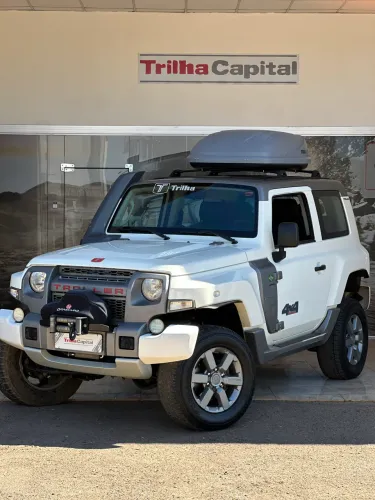 Troller T-4 4X4 3.2 20V TDI Cap. Rígida Diesel 2016