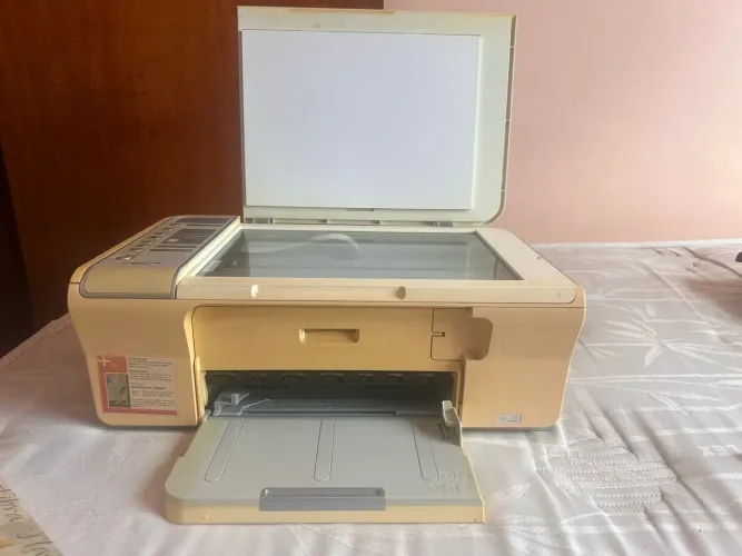 Impressora scanner colorida HP deskjet