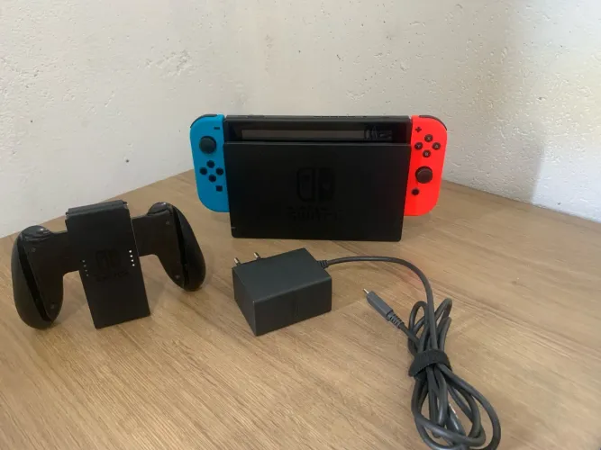 NINTENDO SWITCH V2 