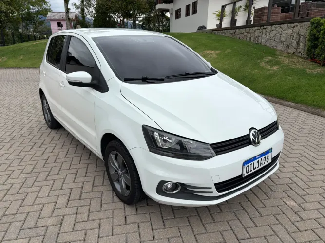 Volkswagen Fox Trendline 1.6 Flex 8V 5P 2018