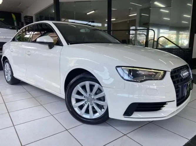 Audi A3 Sedan 1.4/ Attra. 16V TB FSI S-tronic 2015