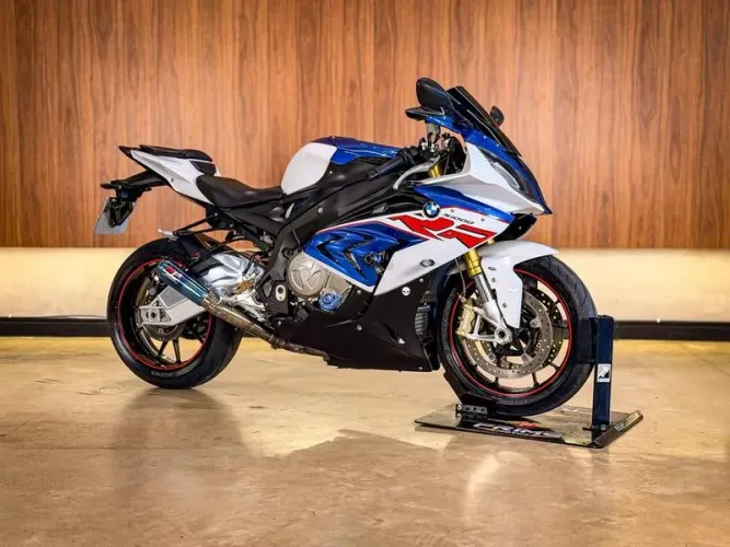 BMW S1000 RR 2019