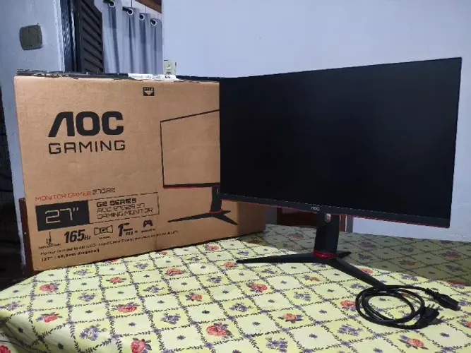 Monitor Gamer AOC 27" 165Hz - Completo na Caixa