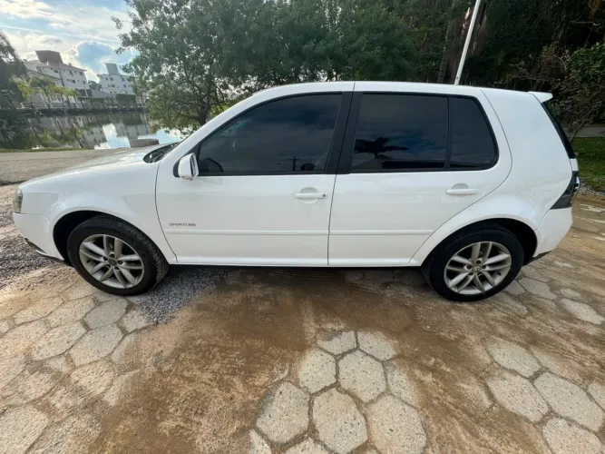 Volkswagen Golf Sportline 1.6 MI Total Flex 8V 4P 2011