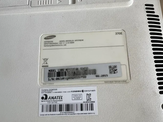 Notebook Samsung 370e, Core i3 5005U, 8GB, SSD 256GB