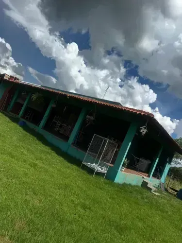 Chácara completa com 4.500m² + parcelas acessíveis seu pedaço de paraíso!